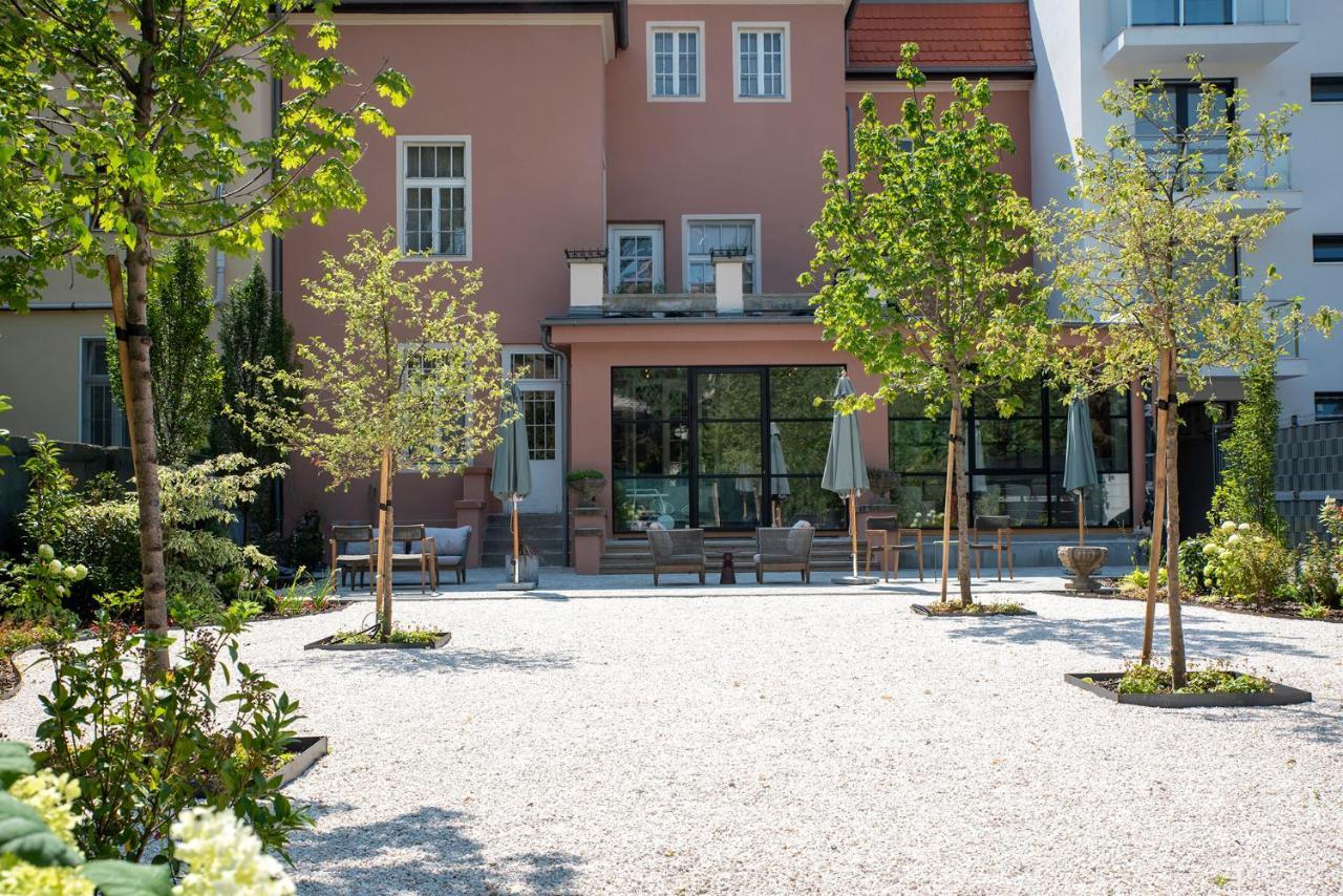 Hotel Nest Győr Exterior foto