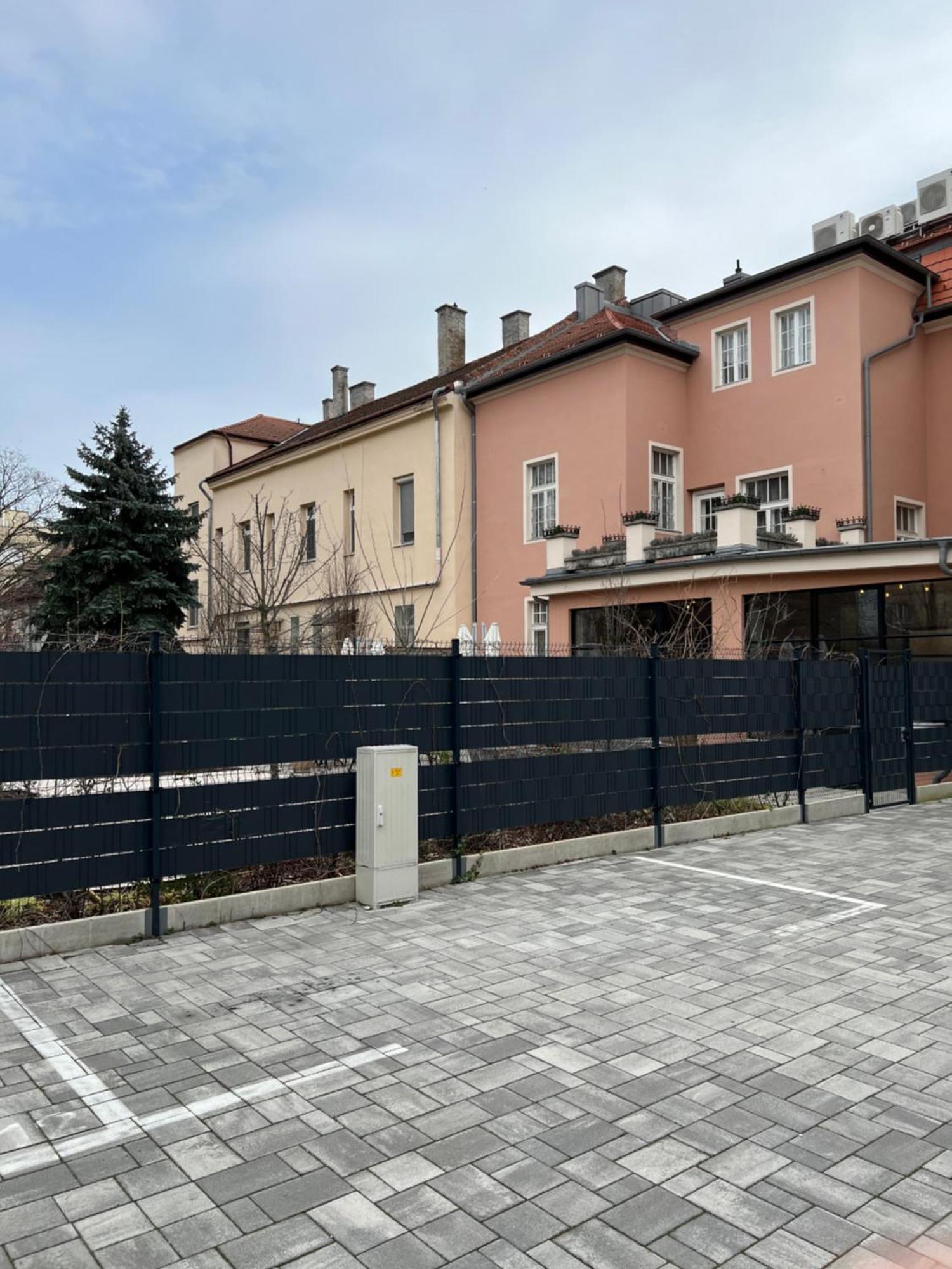 Hotel Nest Győr Exterior foto